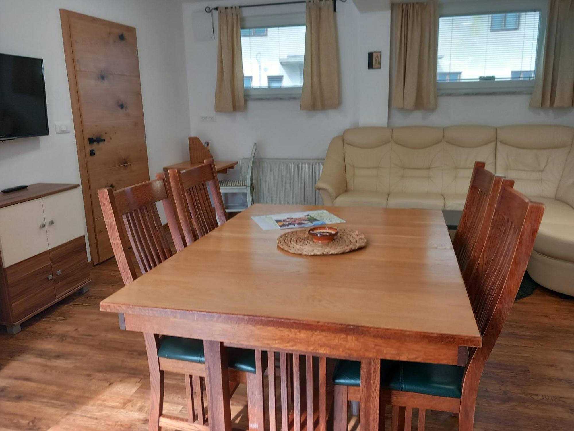 Apartments Markez ボーヒニ 部屋 写真