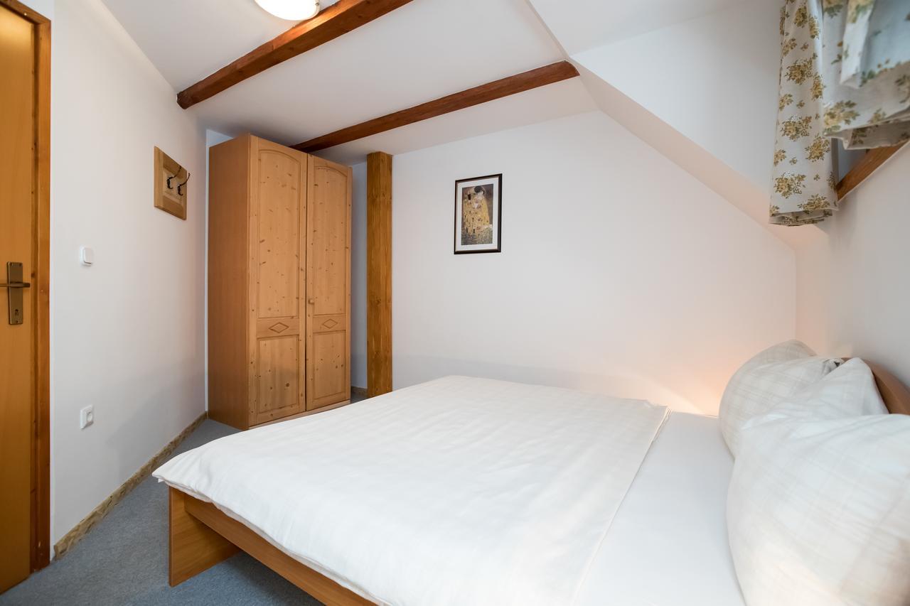 Apartments Markez ボーヒニ エクステリア 写真